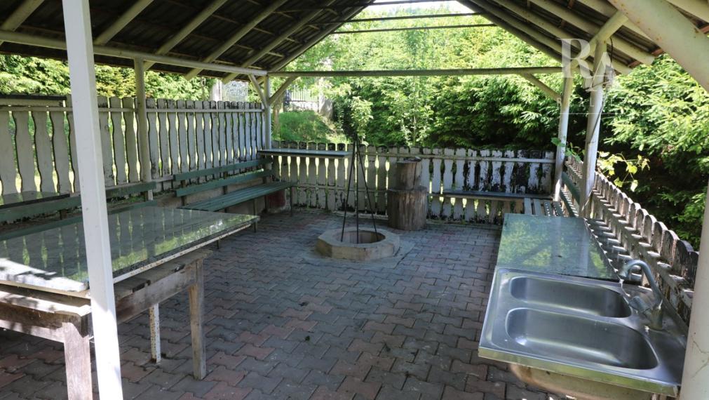 PREDAJ CHATY S VEĽKÝM POZEMKOM BELÁ - ZLIEŇ