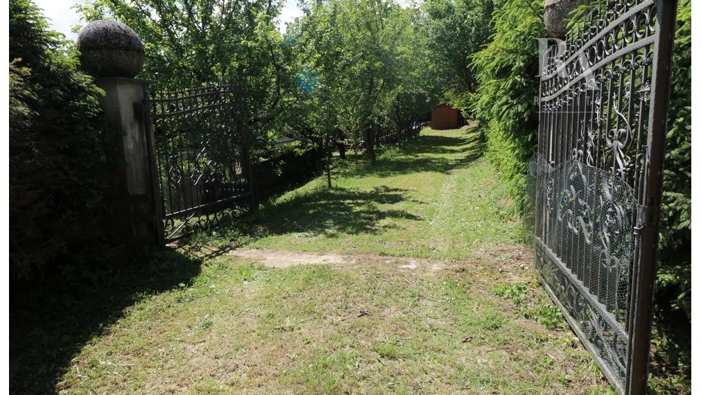 PREDAJ CHATY S VEĽKÝM POZEMKOM BELÁ - ZLIEŇ