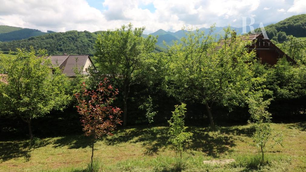 PREDAJ CHATY S VEĽKÝM POZEMKOM BELÁ - ZLIEŇ