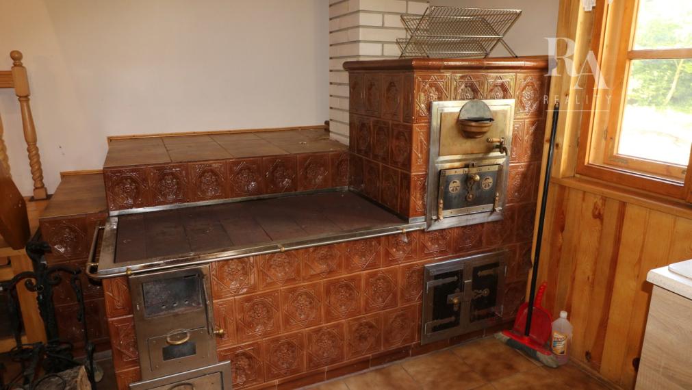 PREDAJ CHATY S VEĽKÝM POZEMKOM BELÁ - ZLIEŇ