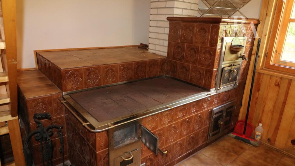 PREDAJ CHATY S VEĽKÝM POZEMKOM BELÁ - ZLIEŇ