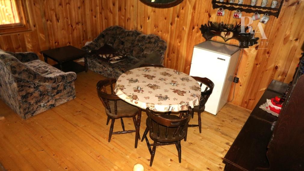 PREDAJ CHATY S VEĽKÝM POZEMKOM BELÁ - ZLIEŇ