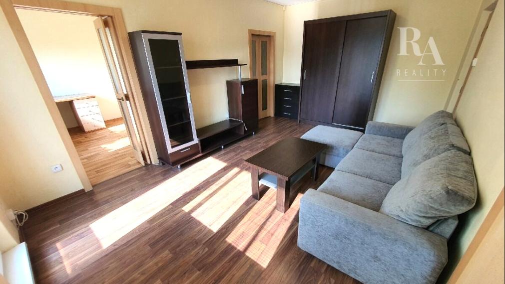 PREDAJ 3 - IZBOVÝ BYT  S BALKÓNOM HLINY 7 - REZERVOVANÉ