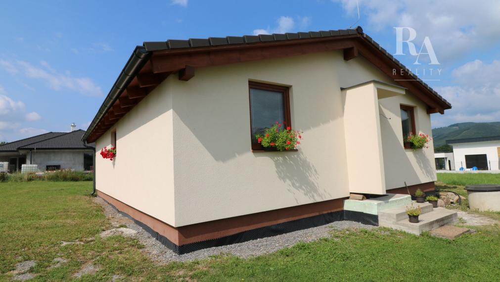 NOVOSTAVBA BUNGALOVU KRASŃANY