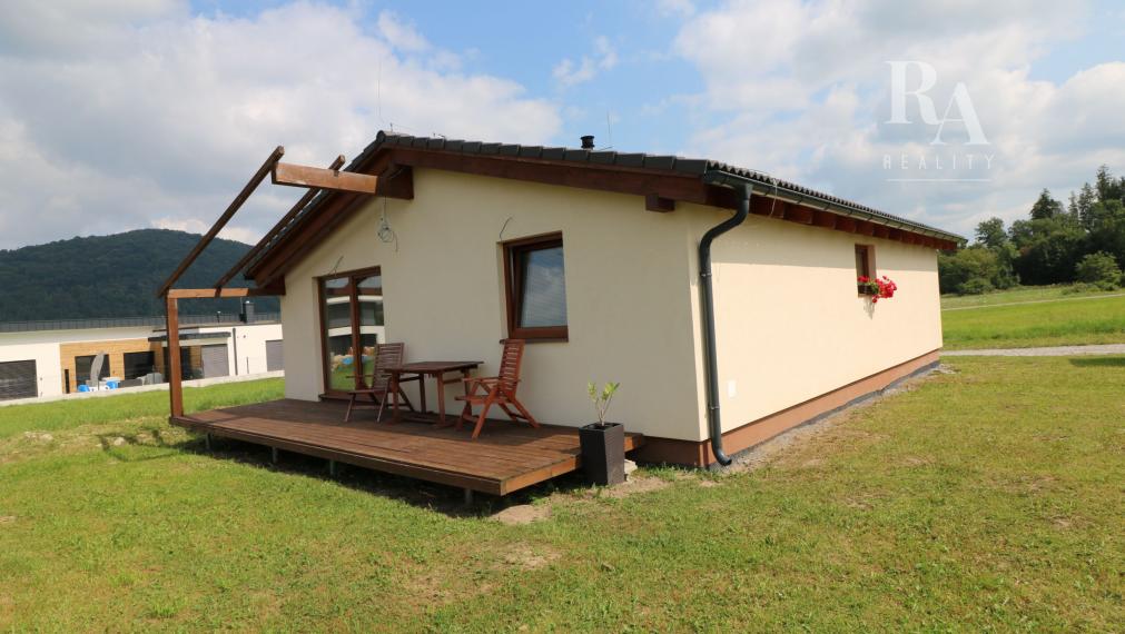 NOVOSTAVBA BUNGALOVU KRASŃANY