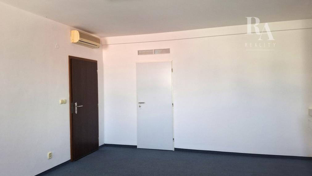 Prenájom 2 kancelárií o výmere 41 m2