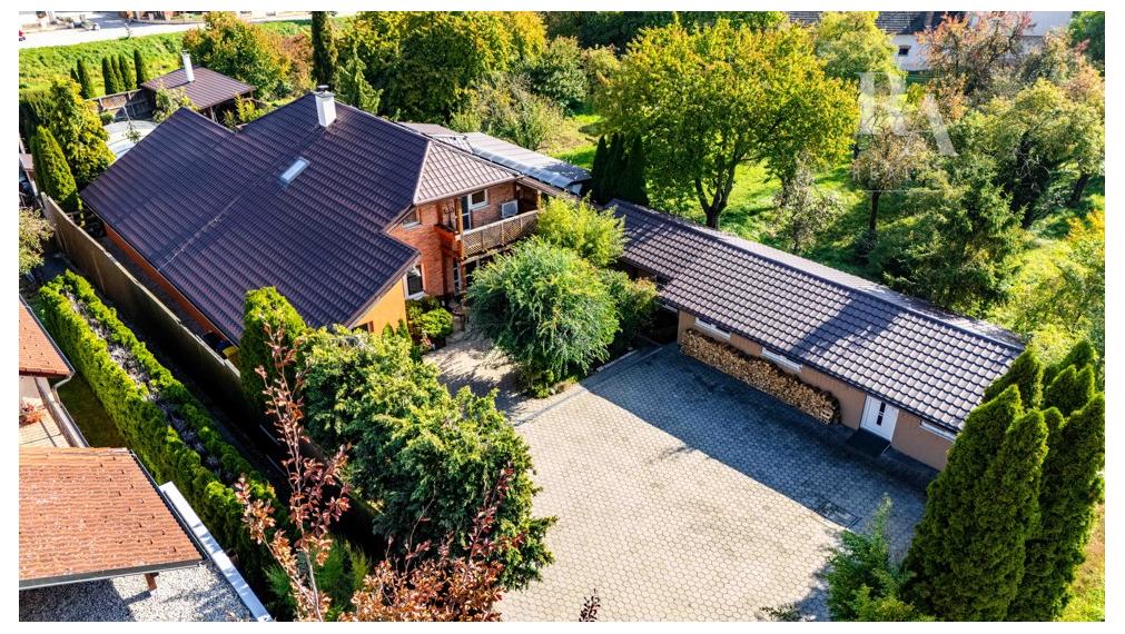 PREDAJ RODINNÝ DOM S BAZÉNOM A PRIESTOROM NA PODNIKANIE