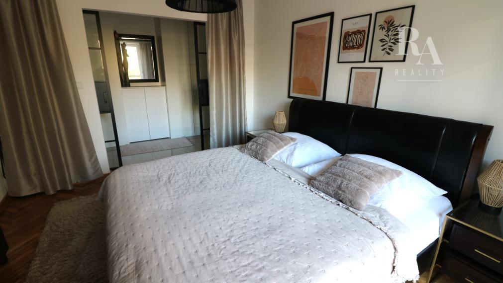 PRENÁJOM EXKLUZÍVNEHO  3KK - IZBOVÉHO BYTU BULVÁR