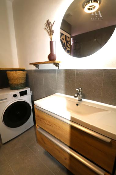 PRENÁJOM EXKLUZÍVNEHO  3KK - IZBOVÉHO BYTU BULVÁR