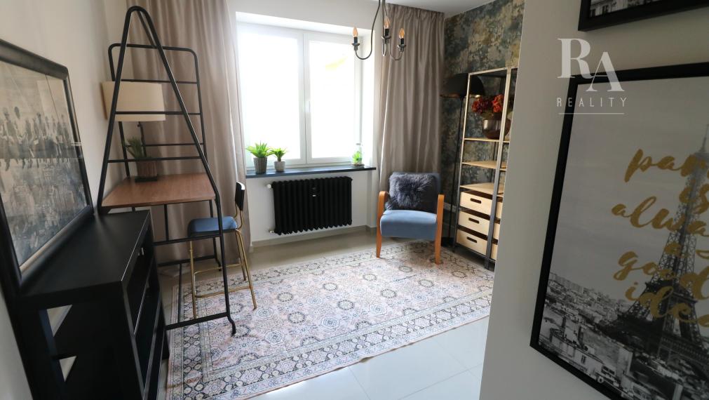 PRENÁJOM EXKLUZÍVNEHO  3KK - IZBOVÉHO BYTU BULVÁR