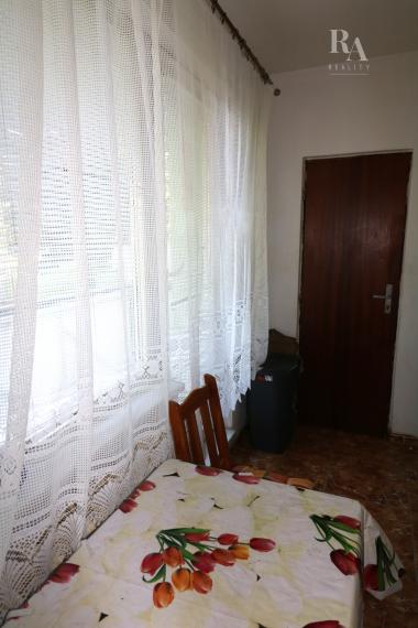 PREDAJ 3 - IZBOVÝ BYT S LOOGIOU A BALKÓNOM VLČINCE