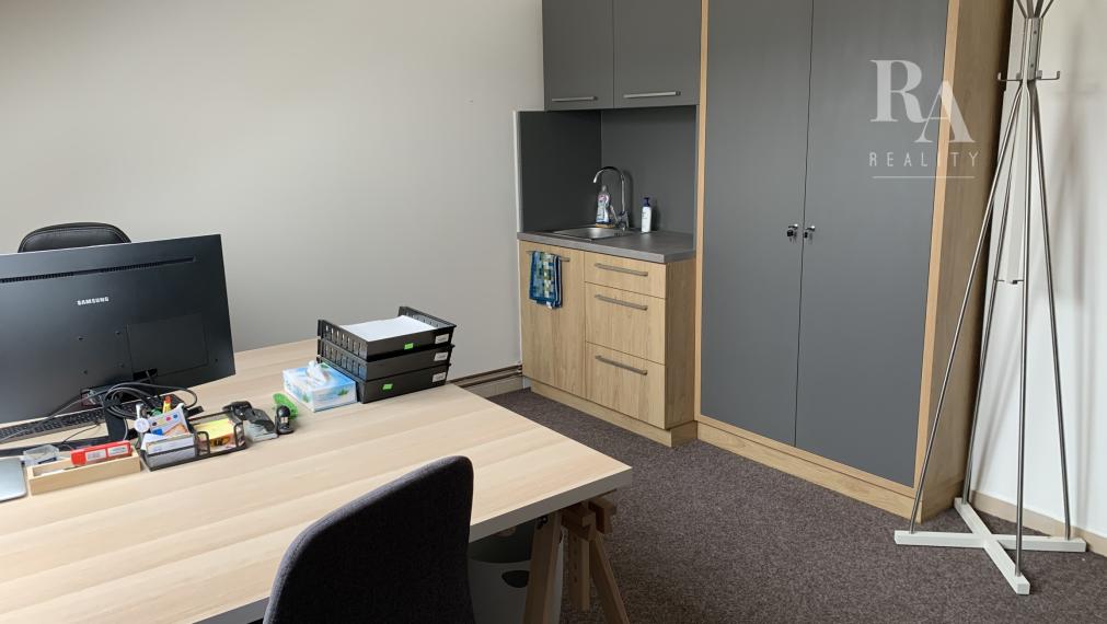 Prenájom kancelárie v centre mesta 17 m2