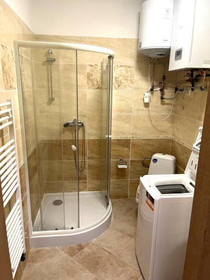 PREDAJ  2 - IZBOVÝ BYT KAMENNÁ