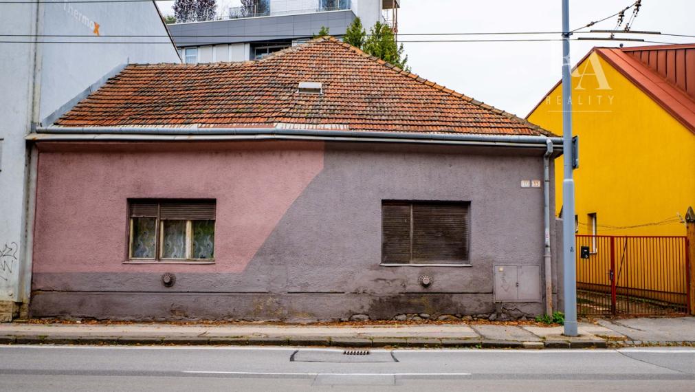 PREDAJ RODINNÝ DOM CENTRUM