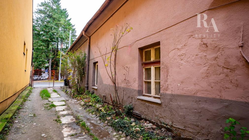 PREDAJ RODINNÝ DOM CENTRUM