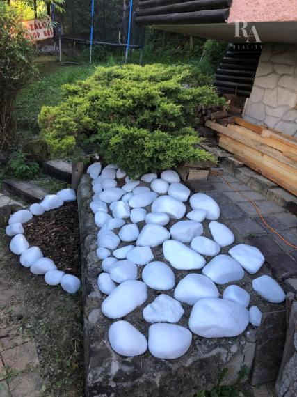 PREDAJ ZÁHRADNEJ CHATKY TEPLIČKA NAD VÁHOM