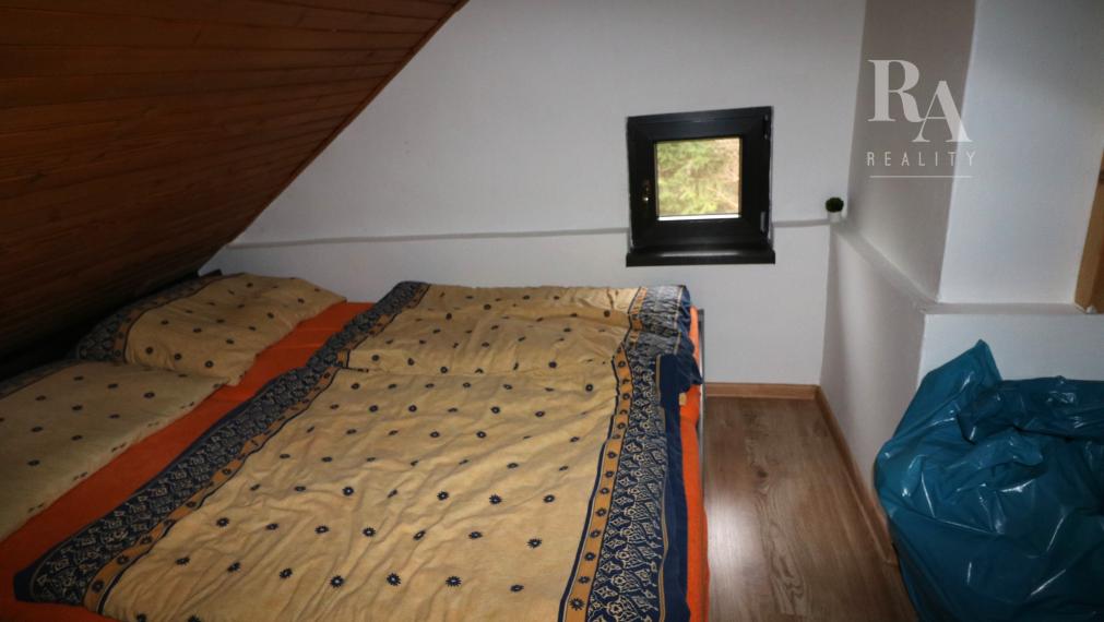 PREDAJ ZÁHRADNEJ CHATKY TEPLIČKA NAD VÁHOM