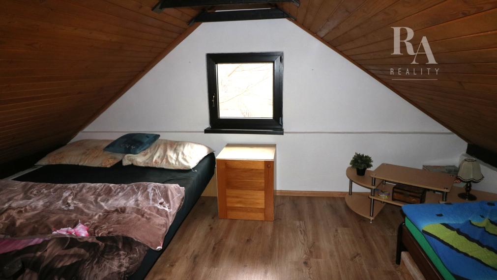 PREDAJ ZÁHRADNEJ CHATKY TEPLIČKA NAD VÁHOM