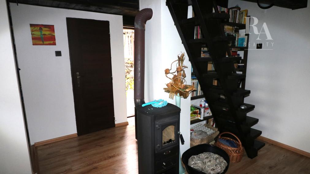 PREDAJ ZÁHRADNEJ CHATKY TEPLIČKA NAD VÁHOM