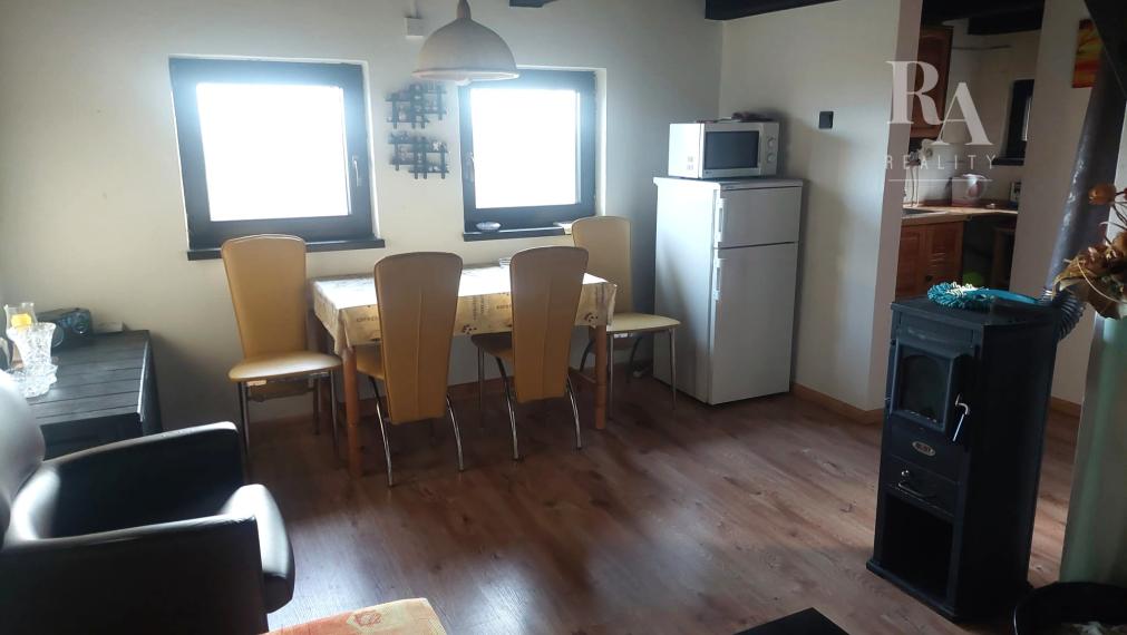 PREDAJ ZÁHRADNEJ CHATKY TEPLIČKA NAD VÁHOM