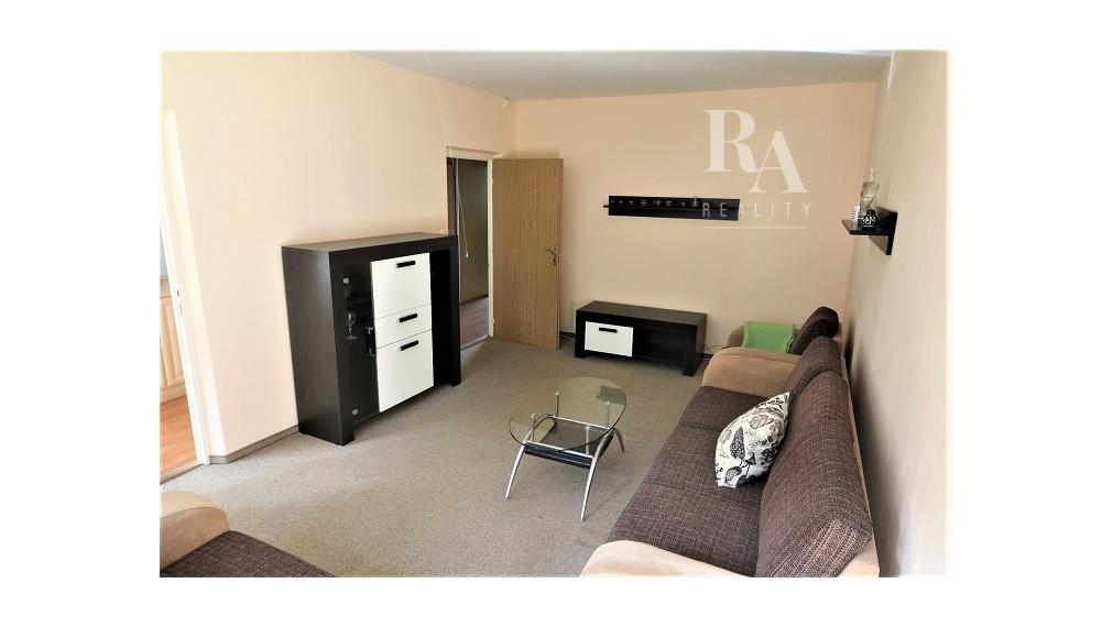 Prenájom 2 - izbového zariadeného bytu Hliny 8