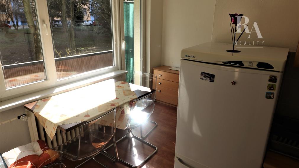 Prenájom 2 - izbového zariadeného bytu Hliny 8