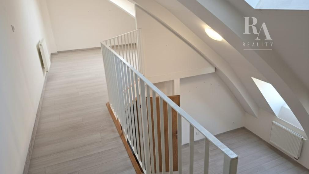 Prenájom 3KK - izbového mezonetového bytu Bytčická ulica