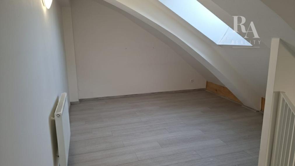 Prenájom 3KK - izbového mezonetového bytu Bytčická ulica