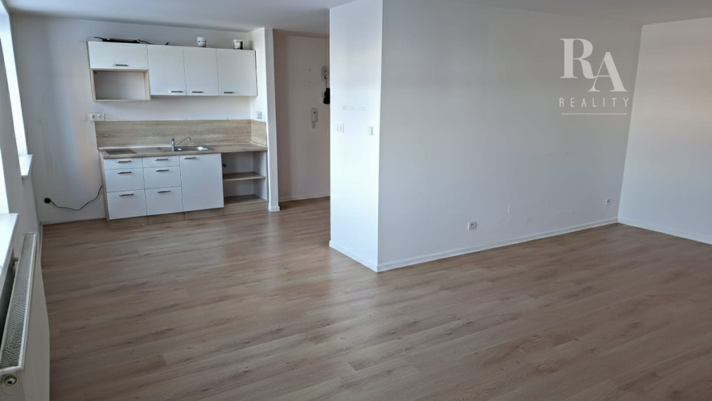 Prenájom 1KK - izbový byt Bytčická ulica