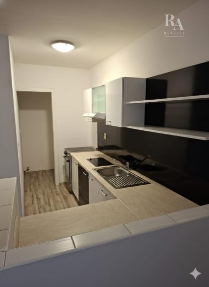 Prenájom 3KK - izbového bytu Bytčická ulica