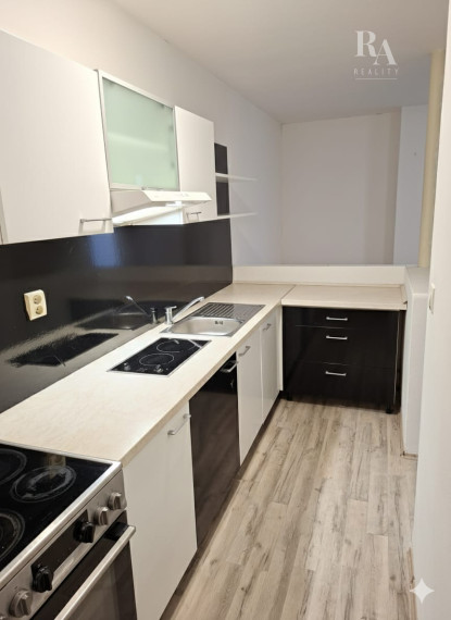 Prenájom 3KK - izbového bytu Bytčická ulica