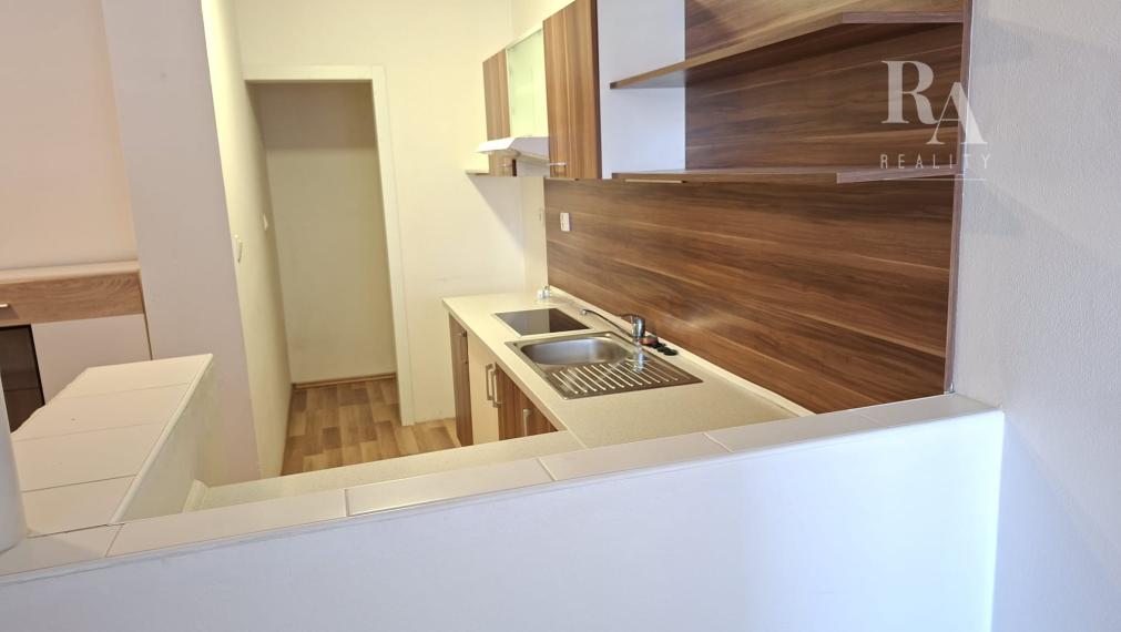 Prenájom 3KK - izbového bytu Bytčická ulica