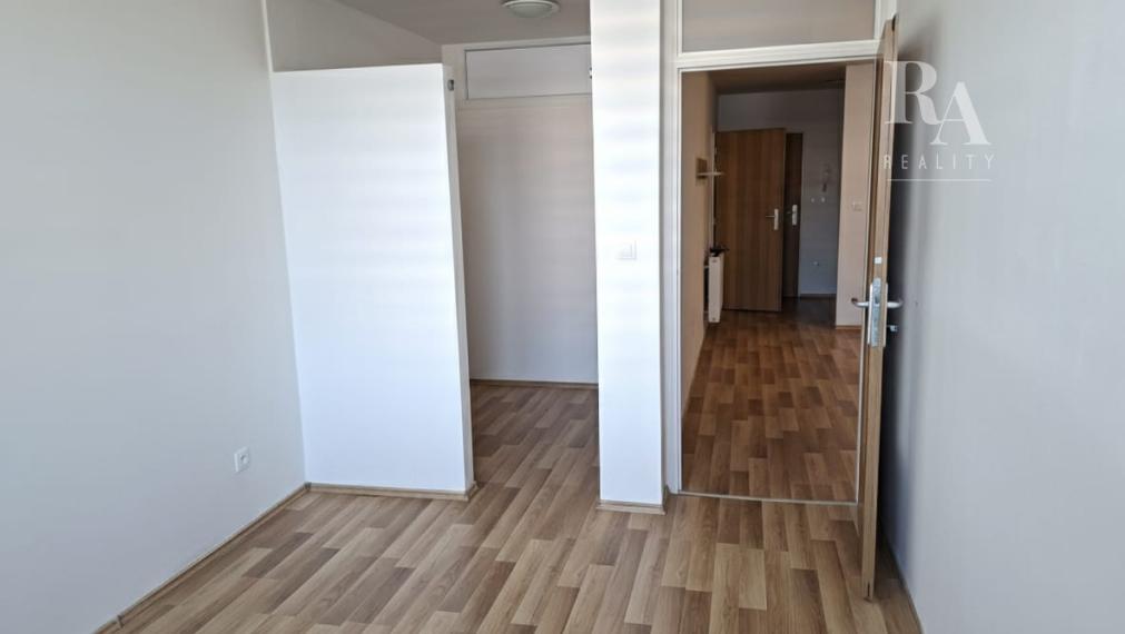 Prenájom 3KK - izbového bytu Bytčická ulica