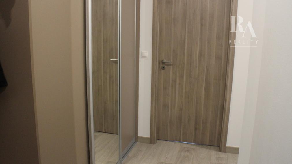 Prenájom  3-izbový byt Maršová -Rašov  + dve parkovacie miesta