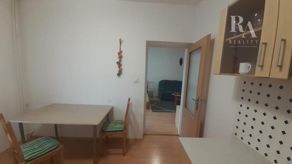 Prenájom 1 - izbový byt blízke centrum