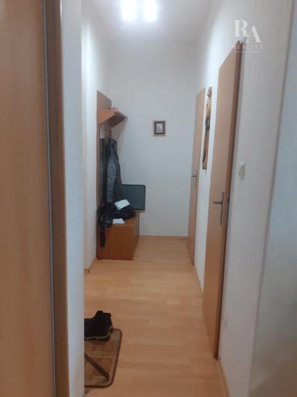 Prenájom 1 - izbový byt blízke centrum