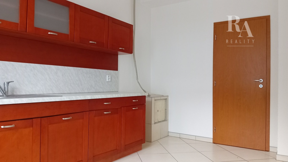 Dvojkancelária s parkovaním, 1.poschodie, 75m2, ul. M.R.Štefánika Žilina