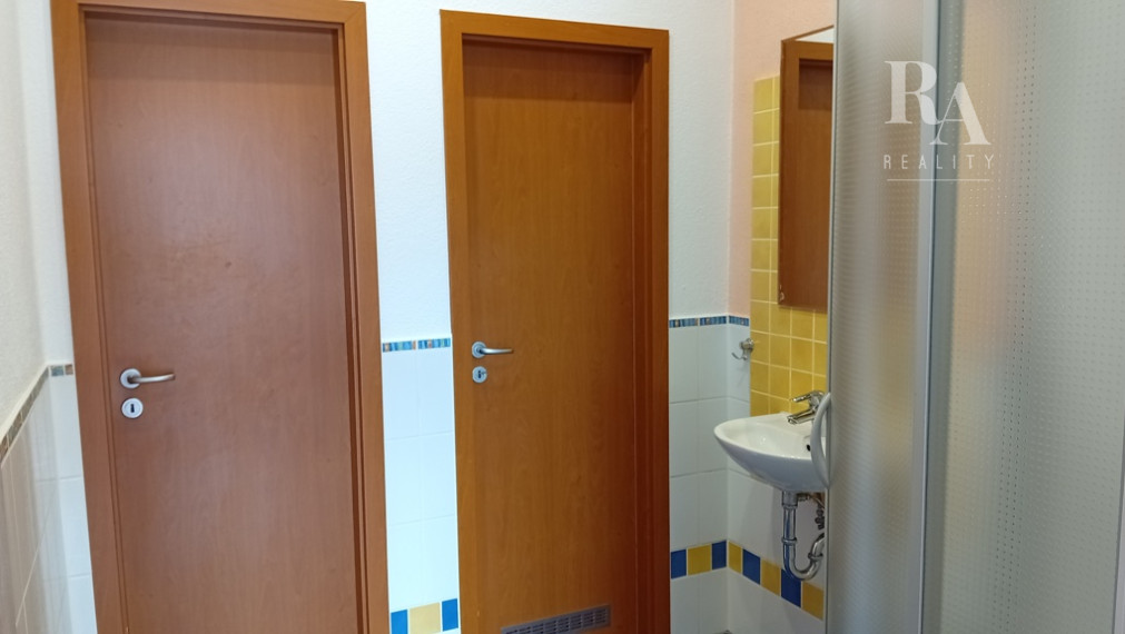 Dvojkancelária s parkovaním, 1.poschodie, 75m2, ul. M.R.Štefánika Žilina