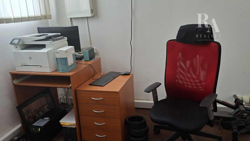 Prenájom 5 kancelárií na 1.poschodí v centre mesta