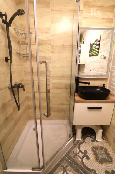 PREDAJ RODINNÝ DOM S BAZÉNOM A PRIESTOROM NA PODNIKANIE + DOHODA