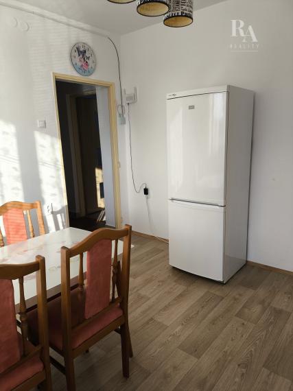 Prenájom -2 izbový byt Dolný Hričov 57m2