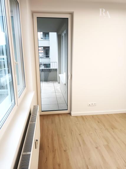 PRENÁJOM 2 - IZBOVÝ BYT NOVOSTAVBA + PARKOVACIE MIESTO