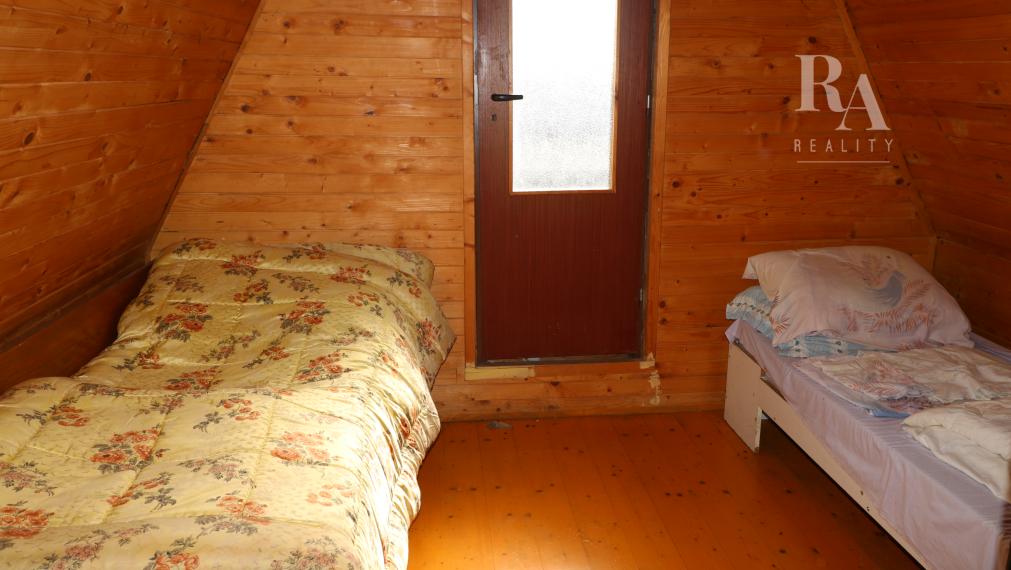 PREDAJ MUROVANEJ ZÁHRADNEJ CHATKY POVAŽSKÝ CHLMEC