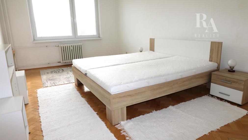 Prenájom 2 - izbového zariadeného bytu Hliny 6