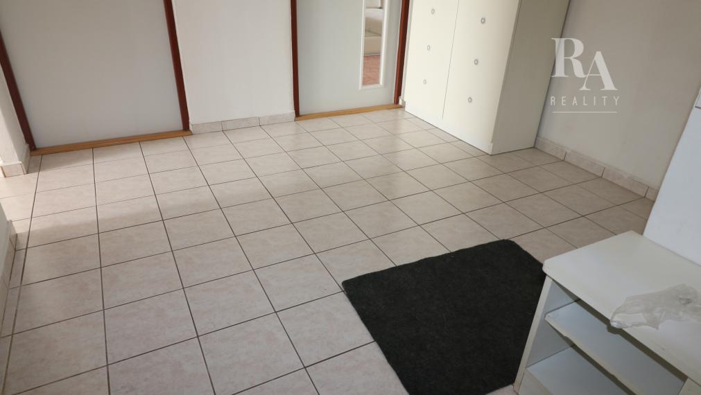 Prenájom 2 - izbového zariadeného bytu Hliny 6