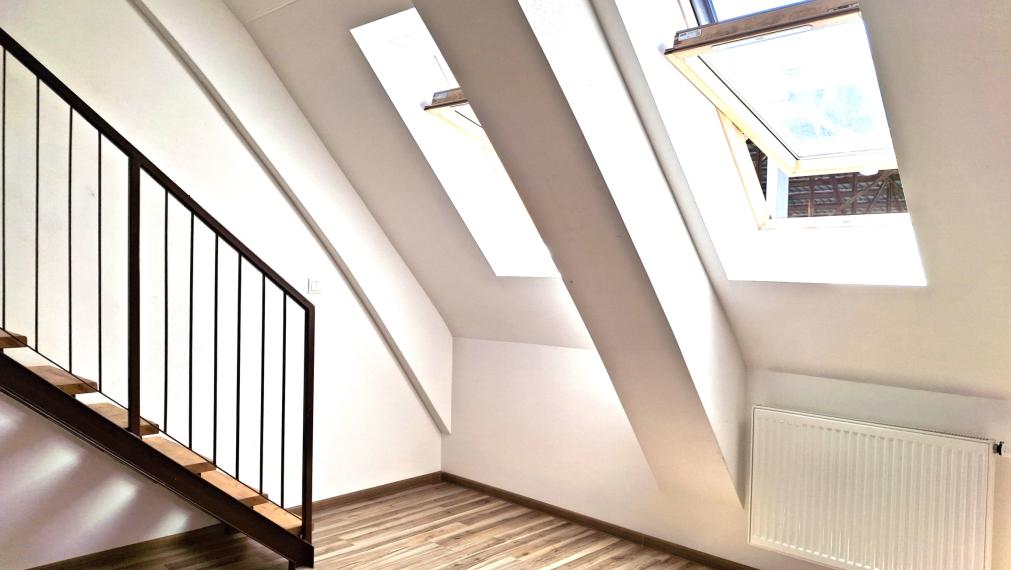 Prenájom 2 KK - izbového mezonetového bytu Bytčická ulica