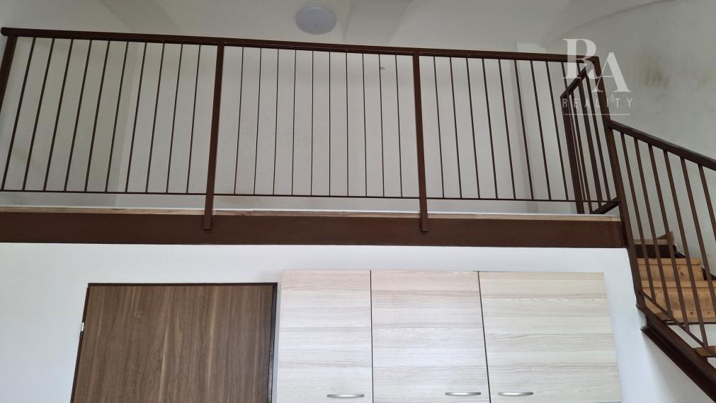 Prenájom 2 KK - izbového mezonetového bytu Bytčická ulica