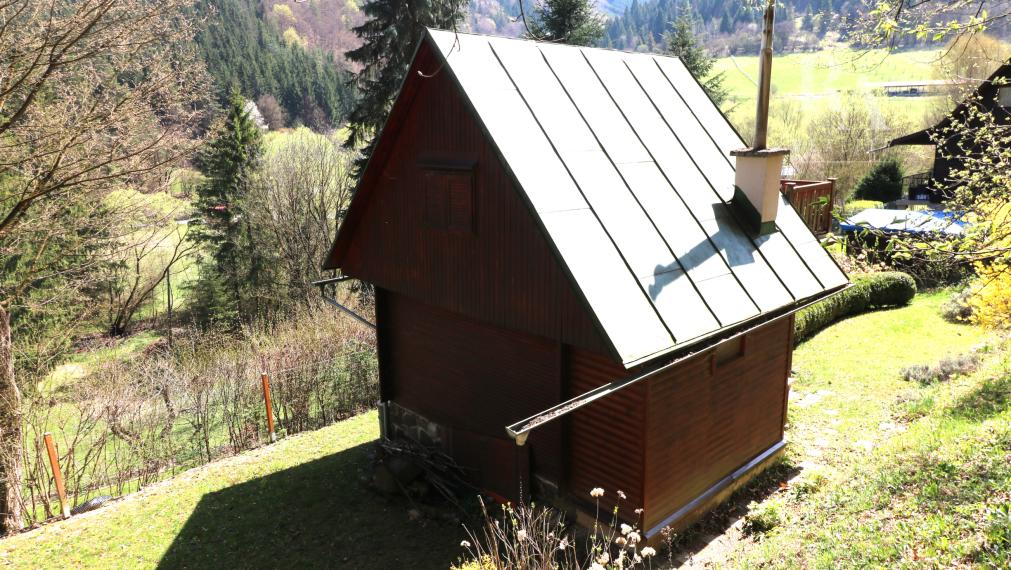 PREDAJ CHATY LIETAVSKÁ SVINNÁ