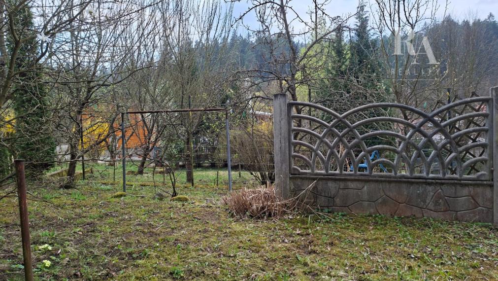 REZERVOVANÉ  Predaj Záhradná Chatka -Bytča