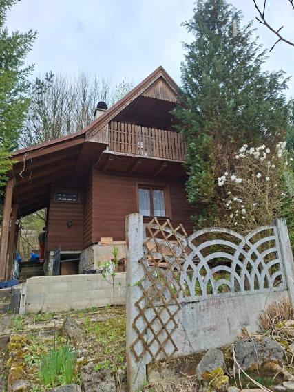 REZERVOVANÉ  Predaj Záhradná Chatka -Bytča